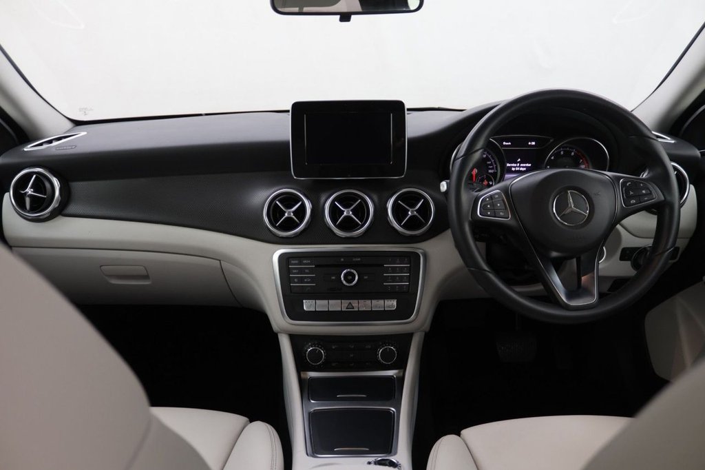 Used Mercedes-Benz GLA 2018 for sale - 77121667: Photo 19