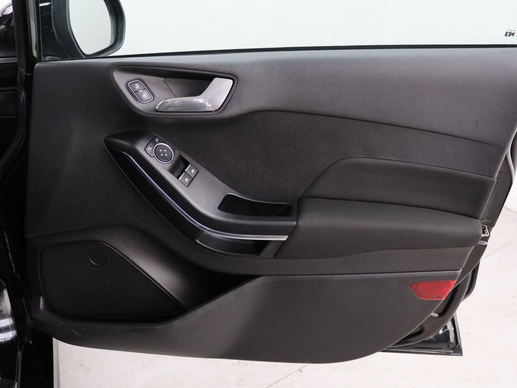 Used Ford Fiesta 2019 for sale - 76541959: Photo 25