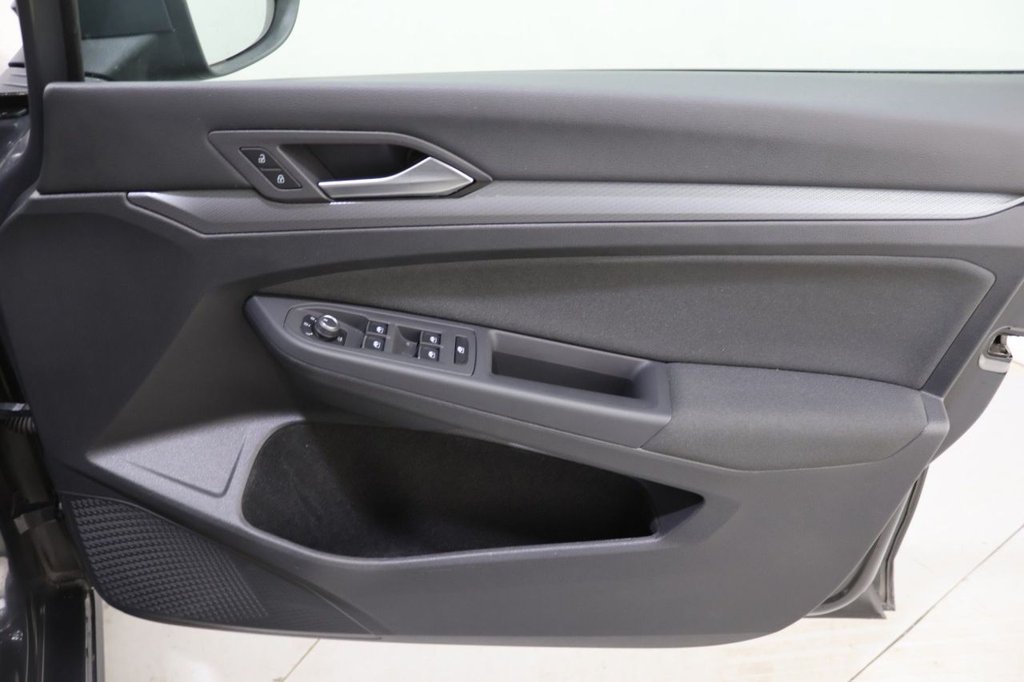 Used Volkswagen Golf 2022 for sale - 76797640: Photo 26