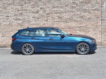 Used BMW 3 Series 2021 for sale - 78918961: Photo