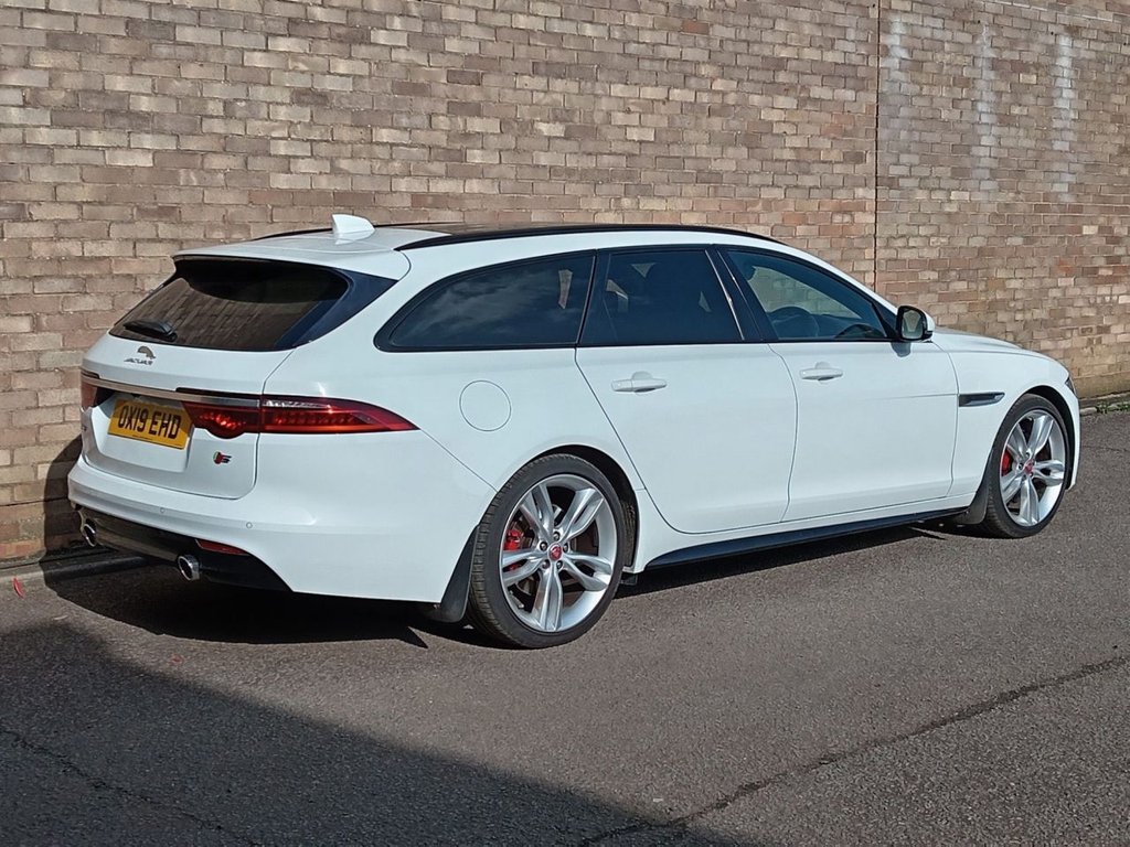 Used Jaguar XF 2019 for sale - 77666729: Photo 5