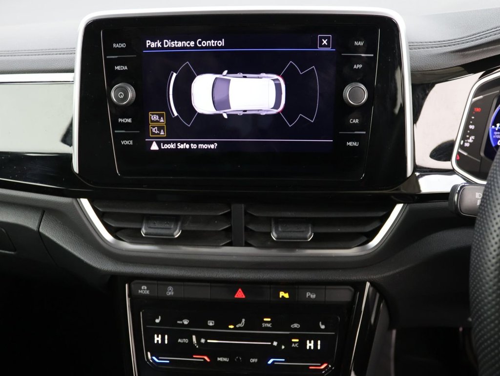 Used Volkswagen T-Roc 2022 for sale - 76301056: Photo 16