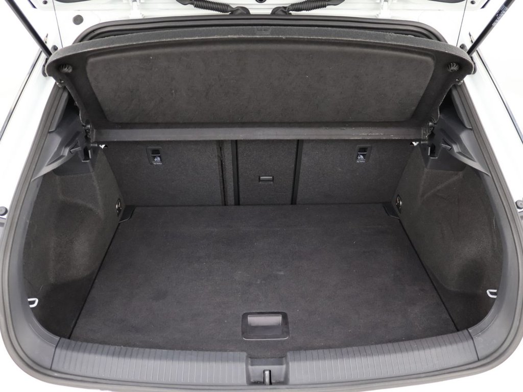 Used Volkswagen T-Roc 2022 for sale - 76301056: Photo 27