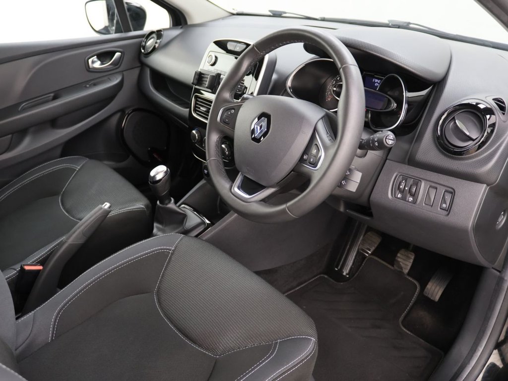 Used Renault Clio 2019 for sale - 76542155: Photo 12