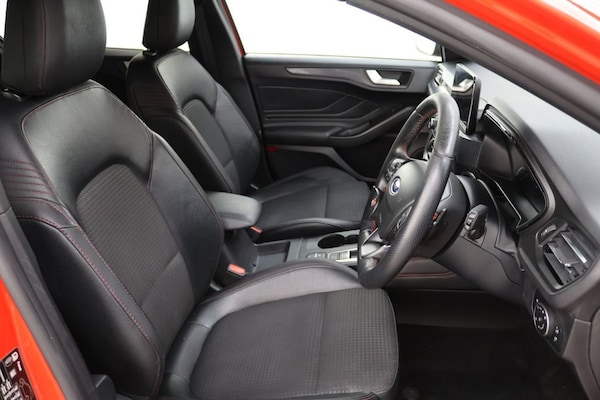 Used Ford Focus 2020 for sale - 76301059: Photo 12