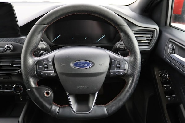 Used Ford Focus 2020 for sale - 76301059: Photo 22