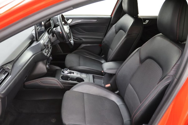 Used Ford Focus 2020 for sale - 76301059: Photo 24