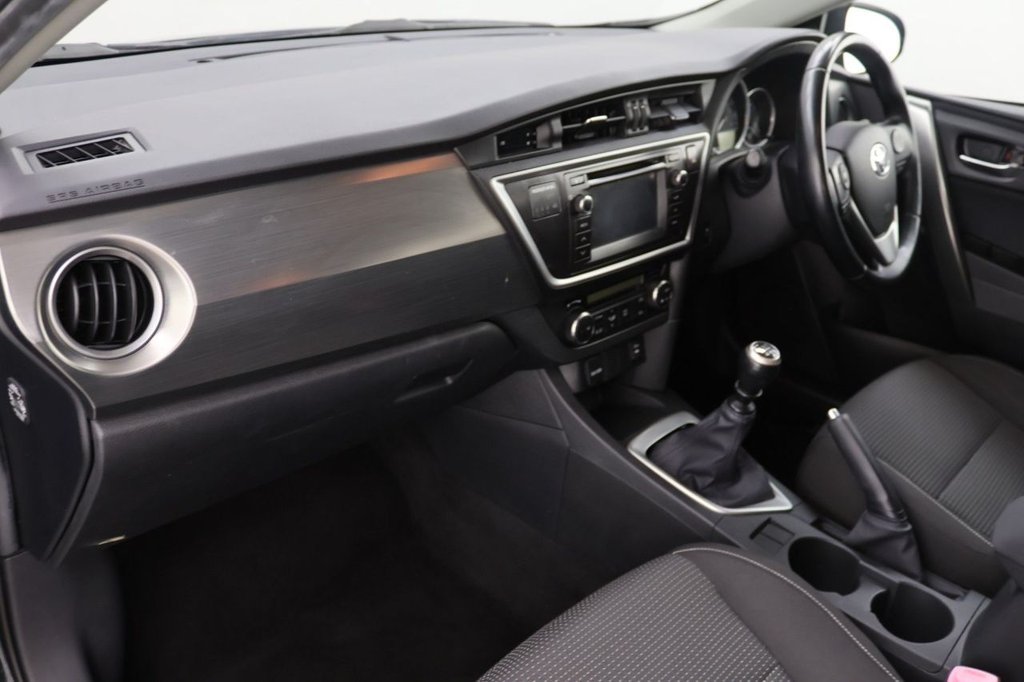 Used Toyota Auris 2014 for sale - 77576041: Photo 21