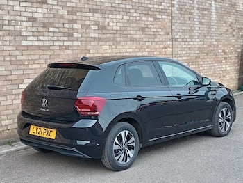 Used Volkswagen Polo 2021 for sale - 76542035: Photo