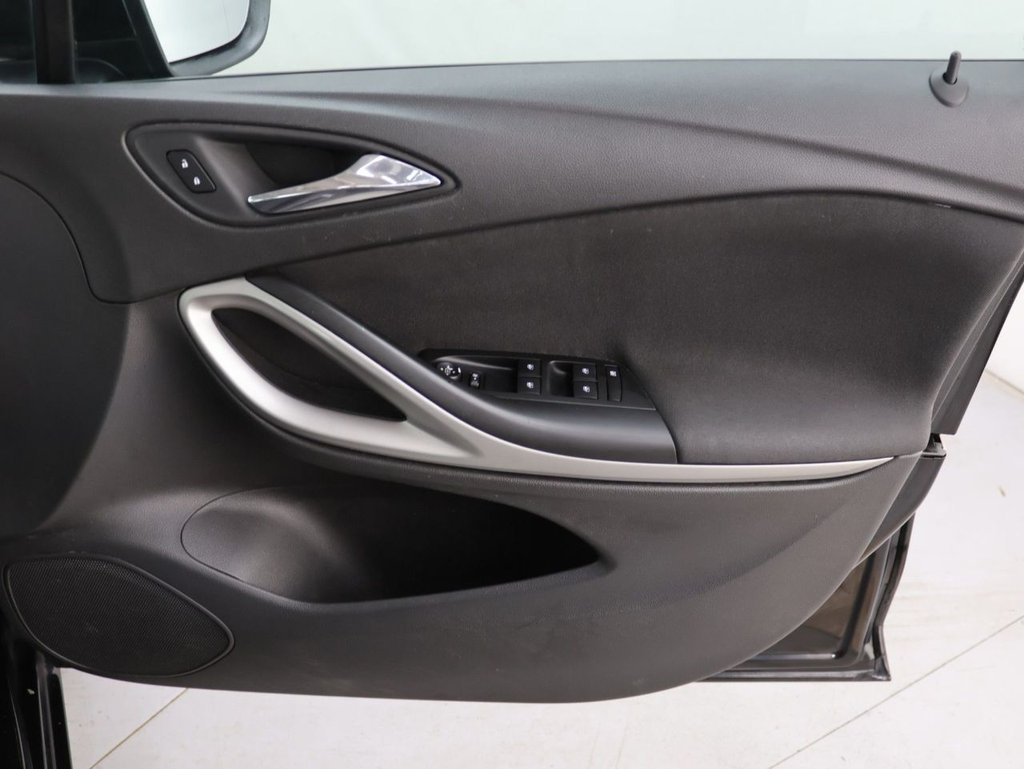 Used Vauxhall Astra 2017 for sale - 76542017: Photo 24