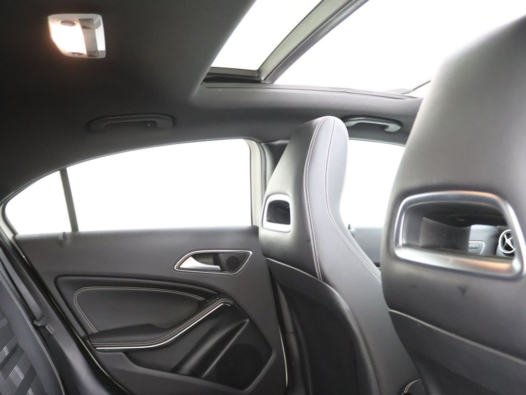 Used Mercedes-Benz A-Class 2018 for sale - 78212911: Photo 2