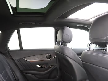 Used Mercedes-Benz GLC 2019 for sale - 79527676: Photo