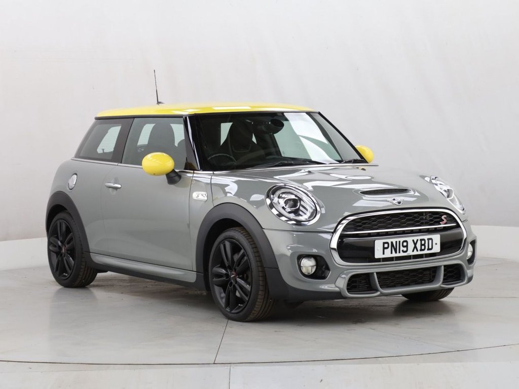 Used MINI Hatch 2019 for sale - 77407817: Photo 2