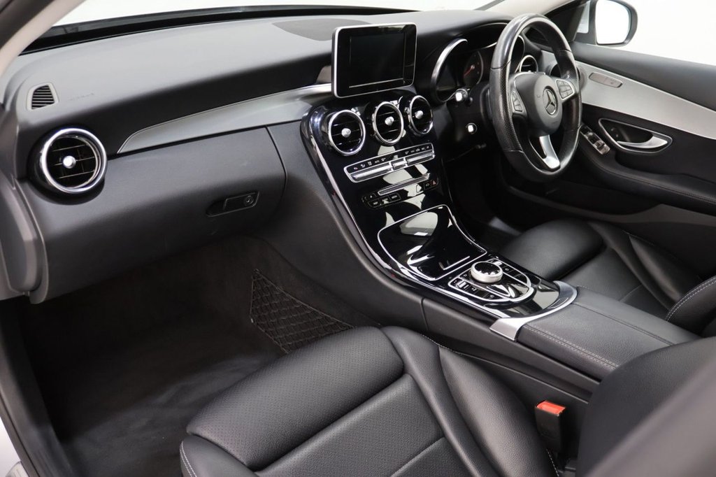 Used Mercedes-Benz C Class 2019 for sale - 76841040: Photo 24