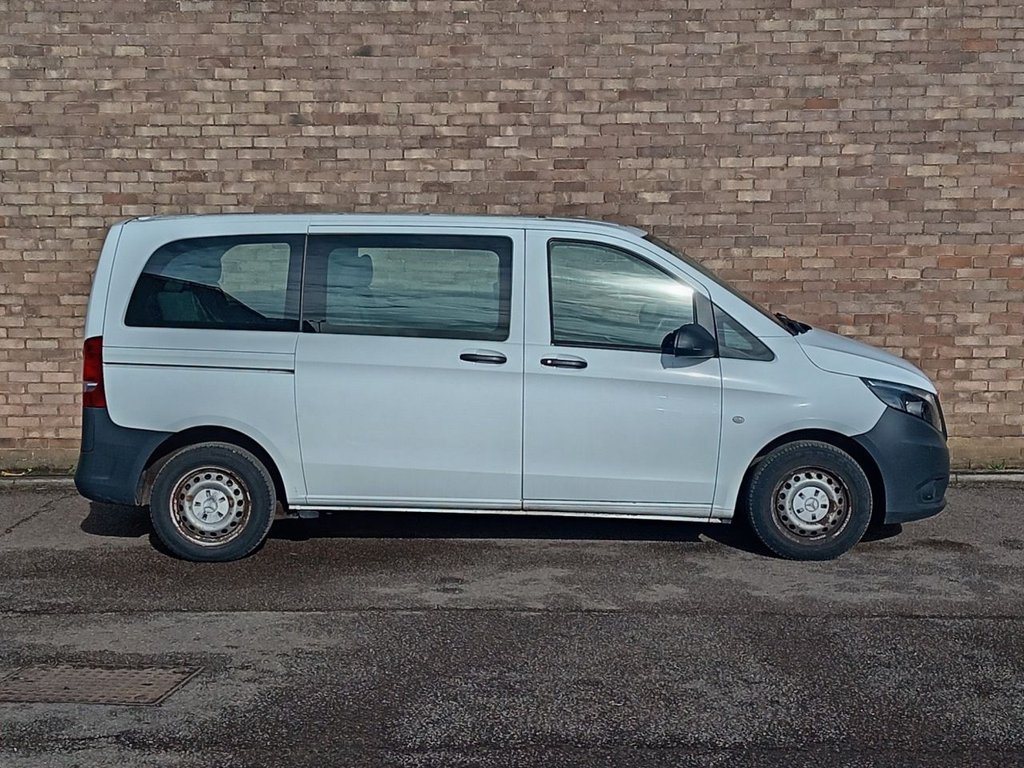 Used Mercedes-Benz Vito 2017 for sale - 77666757: Photo 2