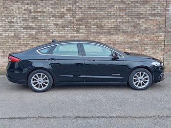 Used Ford Mondeo 2020 for sale - 76923411: Photo