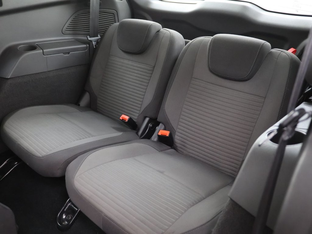 Used Ford Grand C-Max 2018 for sale - 76406133: Photo 22