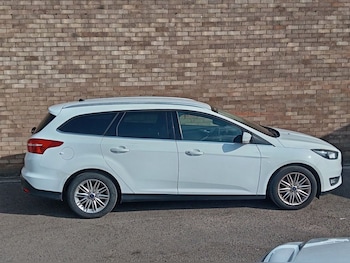 Used Ford Focus 2018 for sale - 79462429: Photo