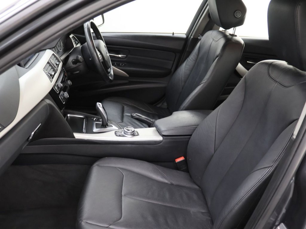 Used BMW 3 Series 2018 for sale - 76768197: Photo 22