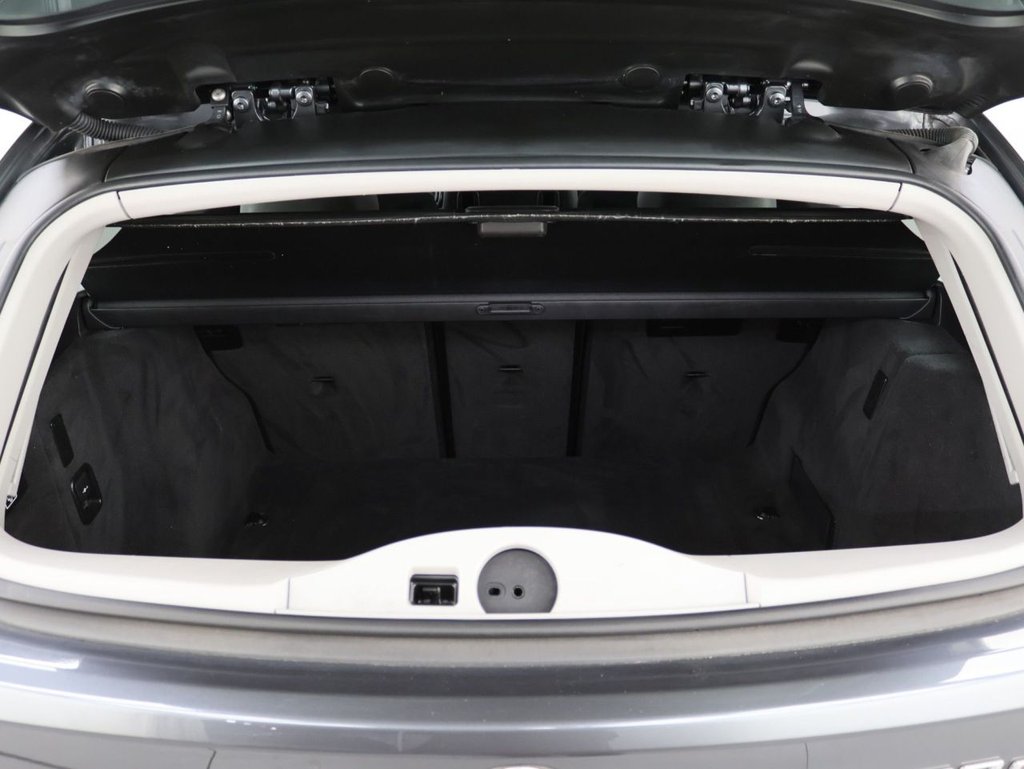 Used BMW 3 Series 2018 for sale - 76768197: Photo 27