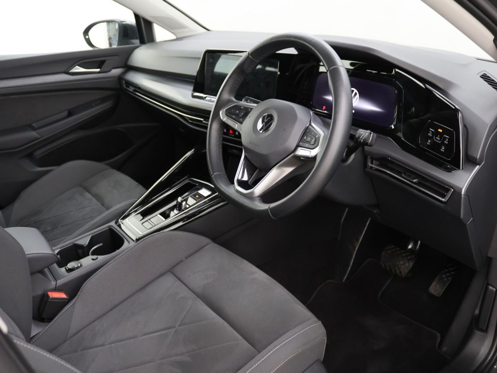 Used Volkswagen Golf 2023 for sale - 76541998: Photo 10