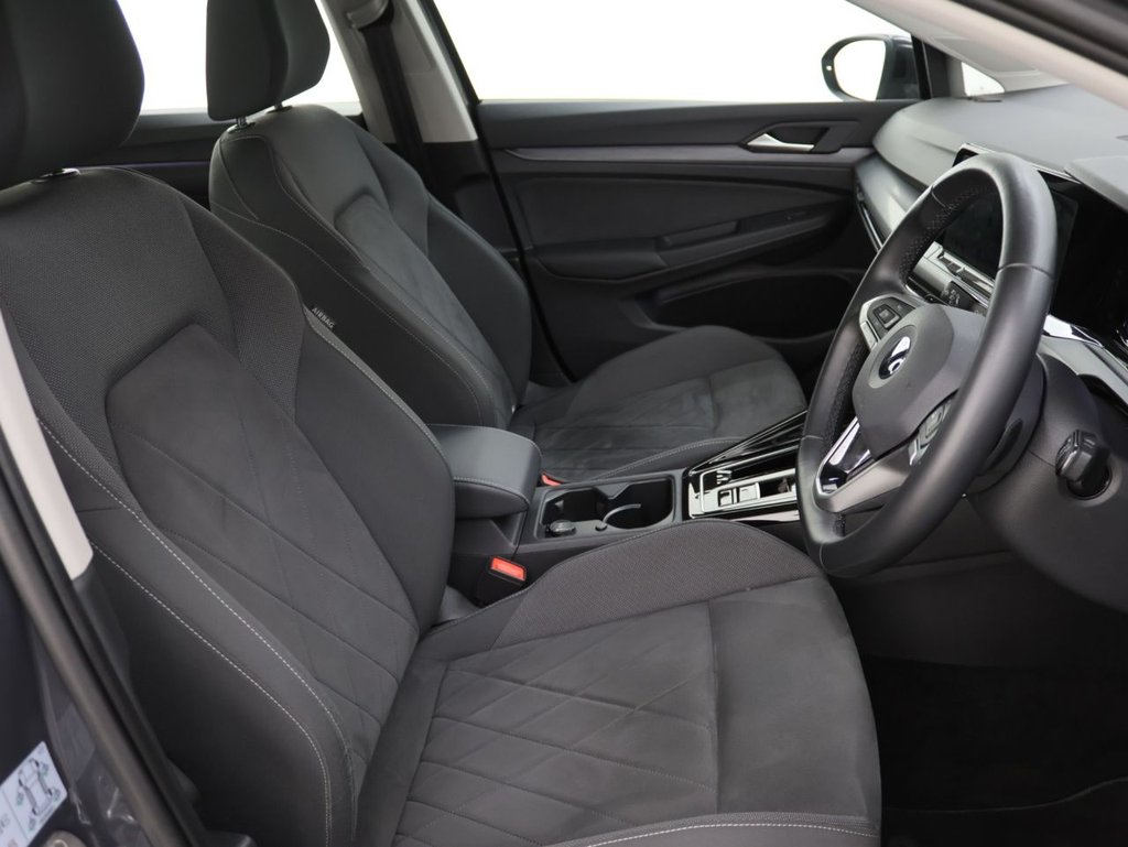 Used Volkswagen Golf 2023 for sale - 76541998: Photo 12