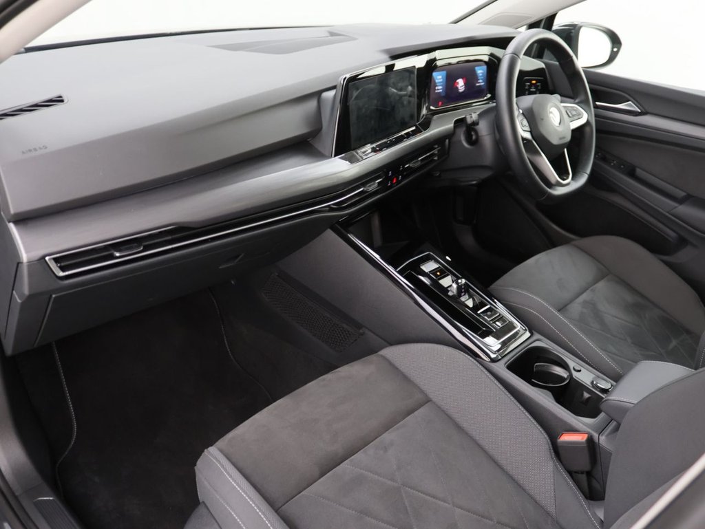 Used Volkswagen Golf 2023 for sale - 76541998: Photo 25