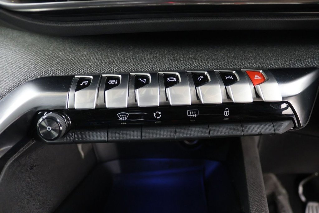 Used Peugeot 3008 2020 for sale - 77250086: Photo 13