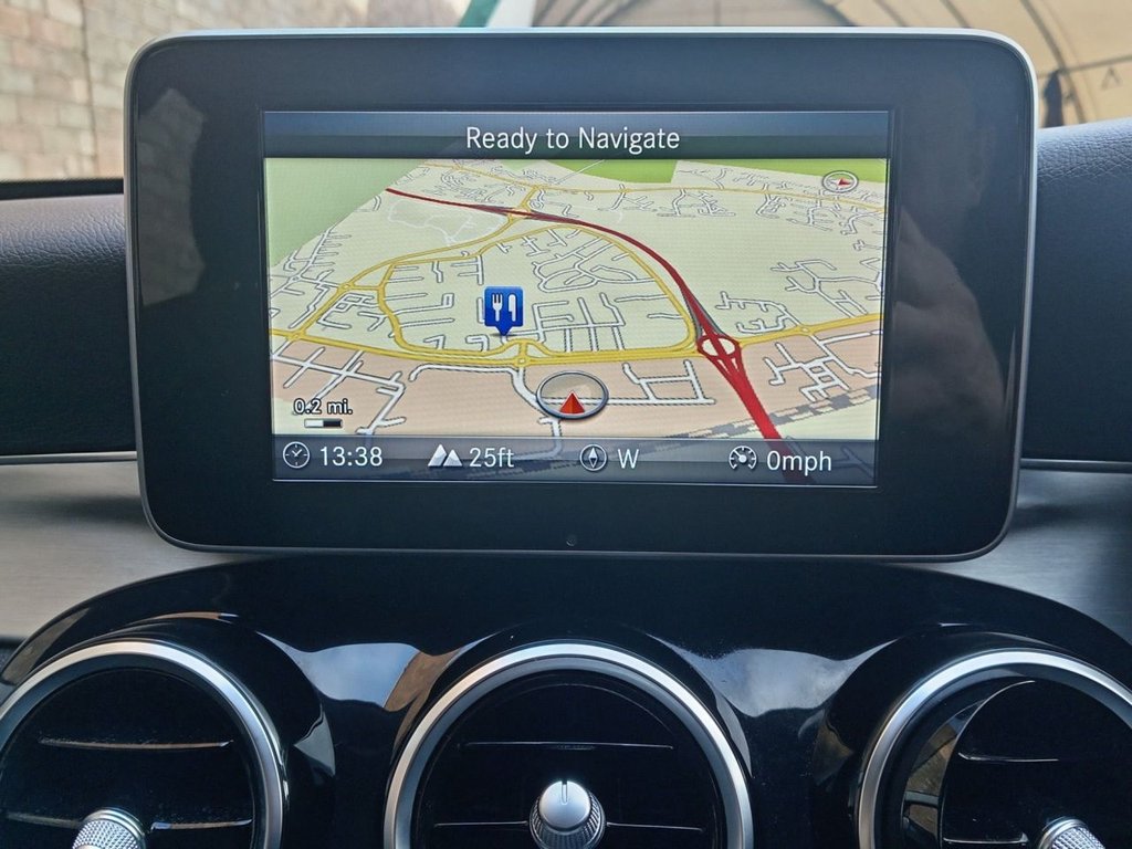 Used Mercedes-Benz C Class 2018 for sale - 76923442: Photo 5