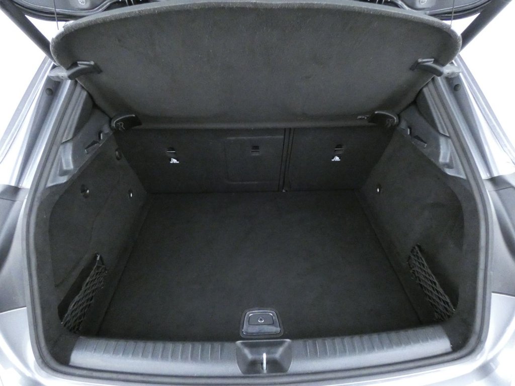 Used Mercedes-Benz GLA 2020 for sale - 76698373: Photo 29