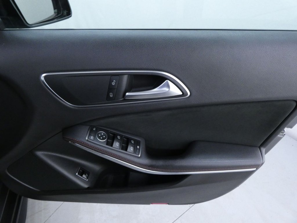 Used Mercedes-Benz GLA 2020 for sale - 76698373: Photo 31