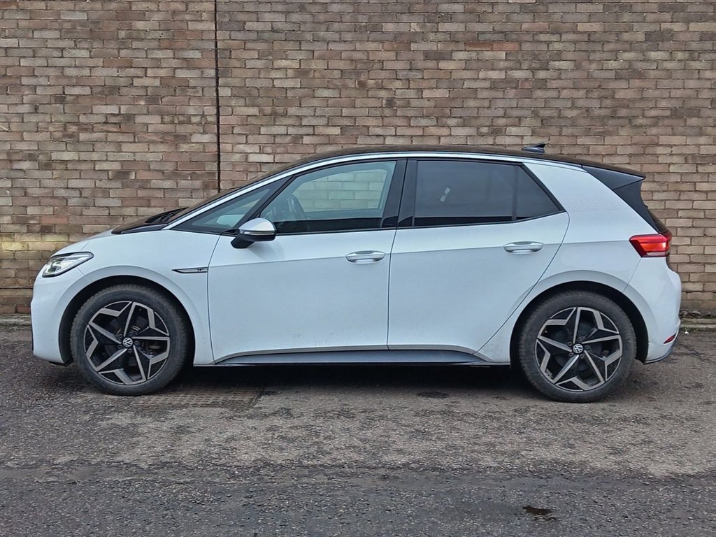 Used Volkswagen ID.3 2020 for sale - 76569994: Photo 2