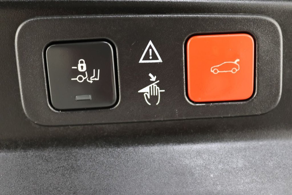 Used Peugeot 5008 2020 for sale - 76454044: Photo 31