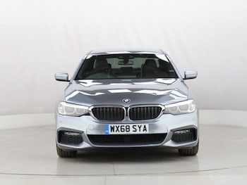 Used BMW 5 Series 2018 for sale - 76300975: Photo