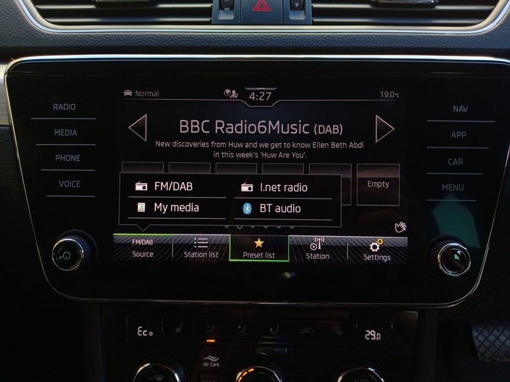 Used Skoda Superb 2022 for sale - 77945387: Photo 10