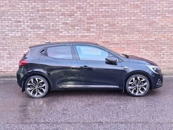 Used Renault Clio 2022 for sale - 76973415: Photo