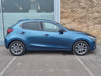 Used Mazda Mazda2 2019 for sale - 75533850: Photo