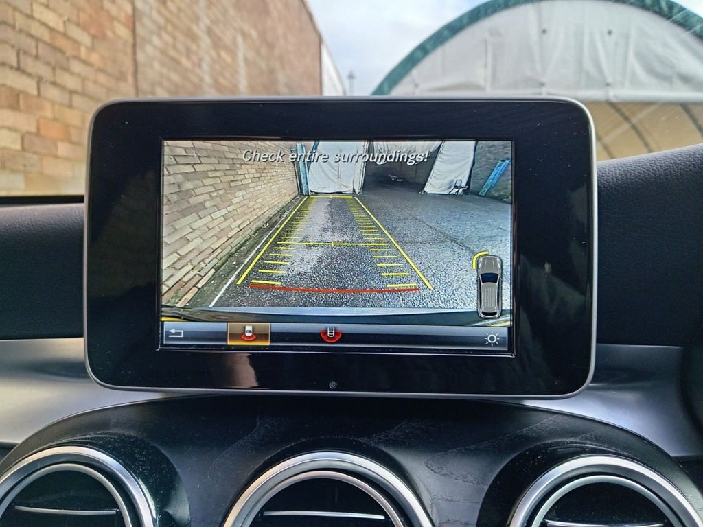 Used Mercedes-Benz GLC 2019 for sale - 77369308: Photo 3