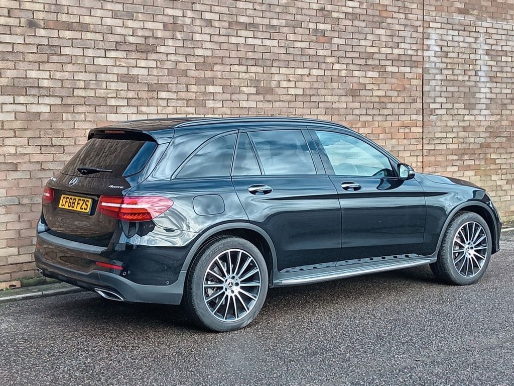 Used Mercedes-Benz GLC 2019 for sale - 77369308: Photo 8