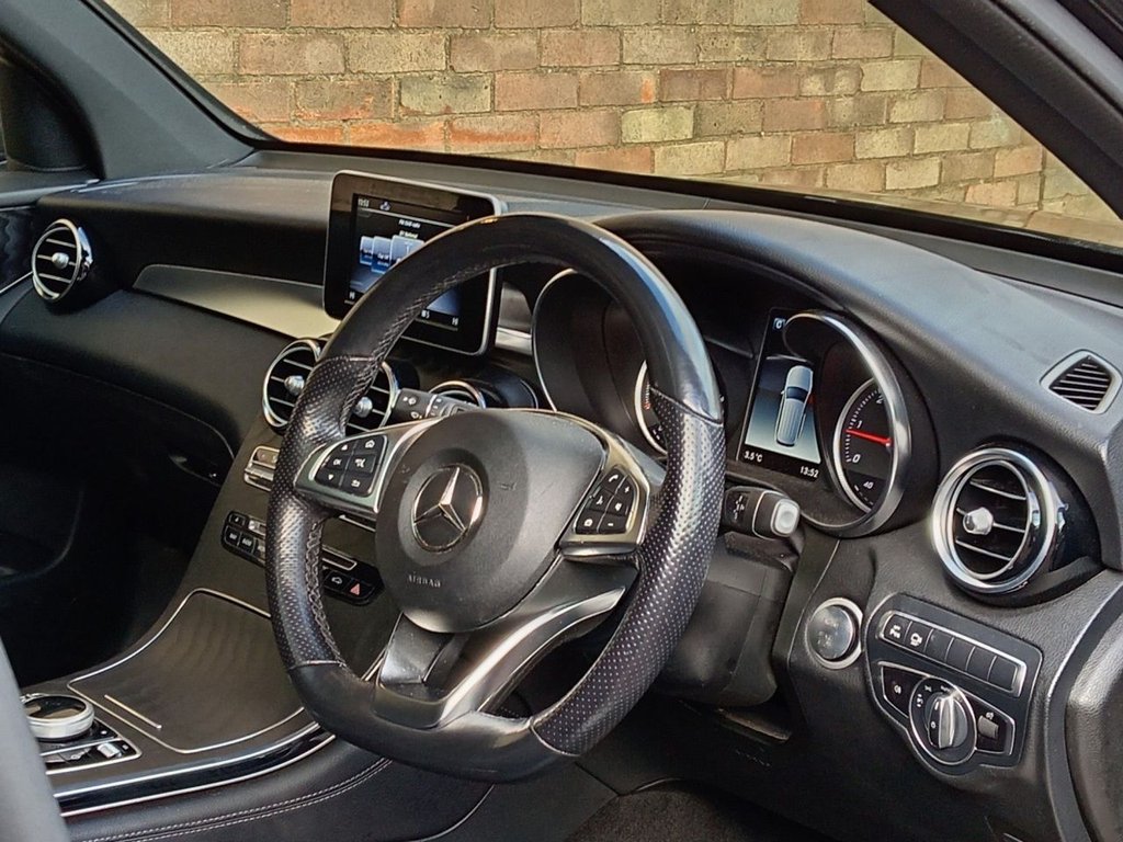 Used Mercedes-Benz GLC 2019 for sale - 77121621: Photo 5