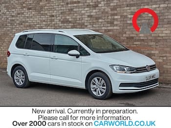 Used Volkswagen Touran 2019 for sale - 79618828: Photo