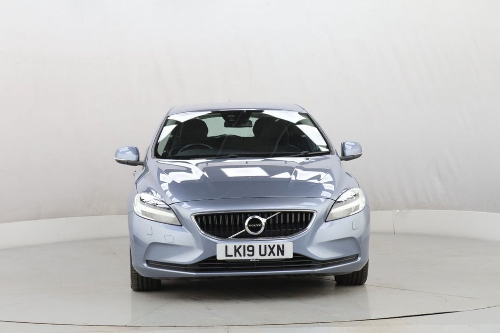 Used Volvo V40 2019 for sale - 77477503: Photo 3