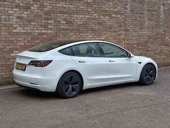 Used Tesla Model 3 2021 for sale - 79197123: Photo