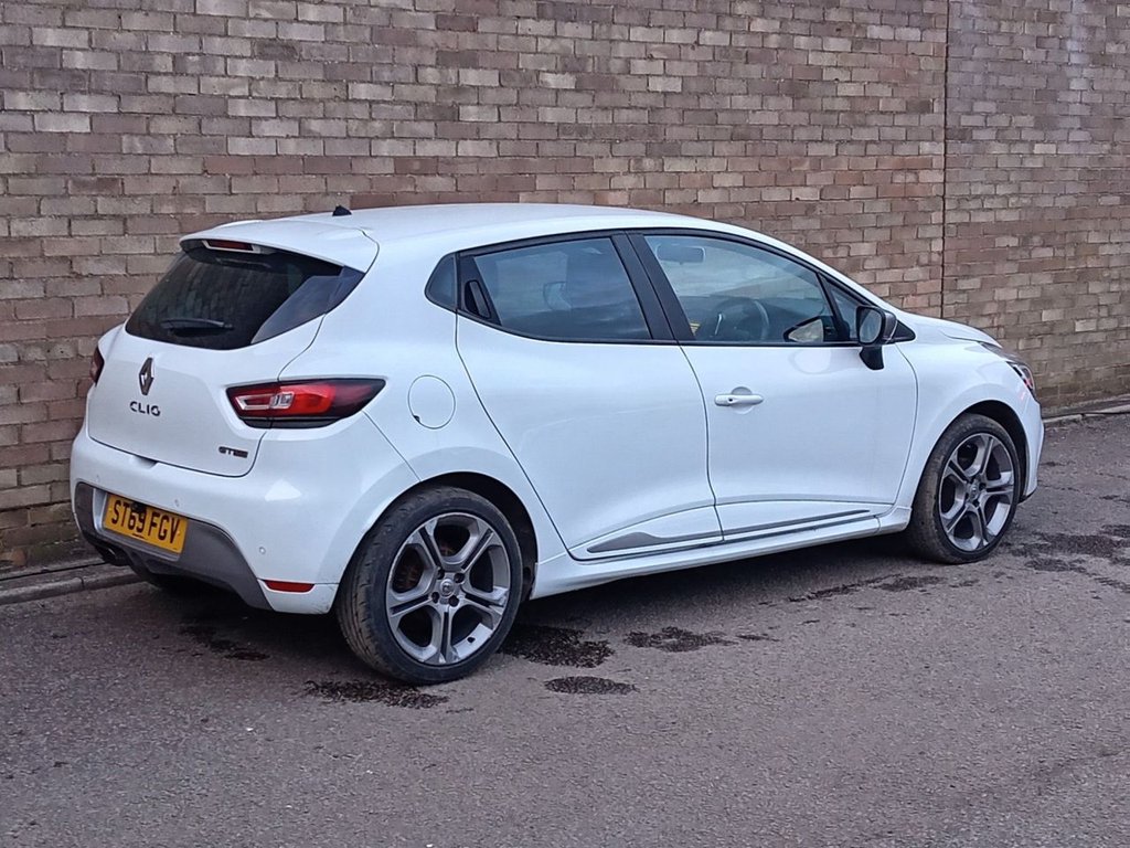 Used Renault Clio 2019 for sale - 77879468: Photo 3