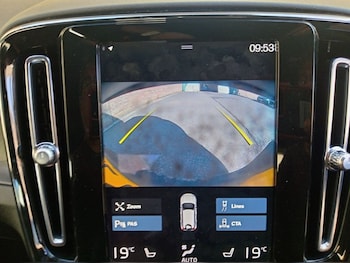 Used Volvo XC40 2022 for sale - 79562282: Photo