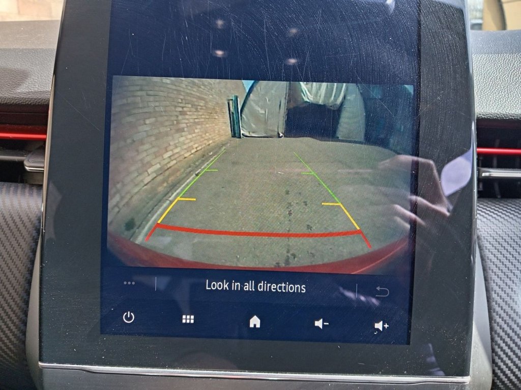 Used Renault Clio 2021 for sale - 78200459: Photo 2