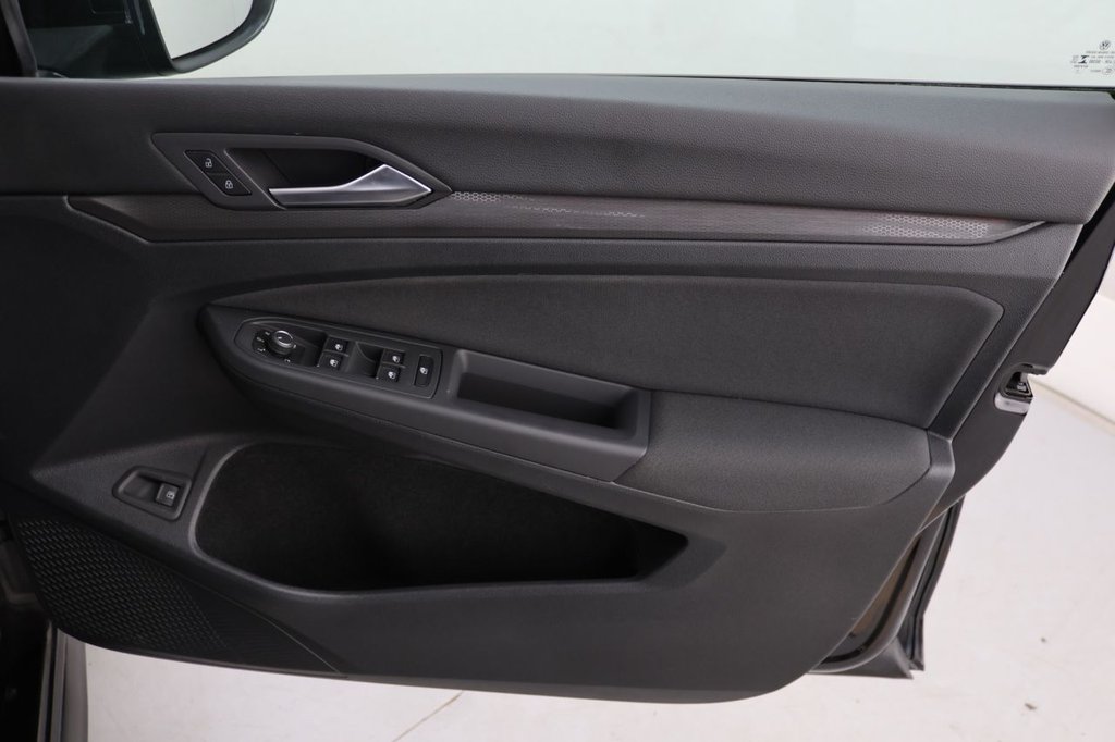 Used Volkswagen Golf 2021 for sale - 76535533: Photo 27