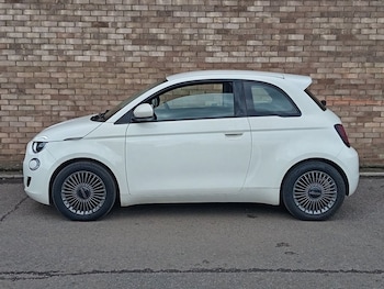 Used Fiat 500e 2022 for sale - 76541951: Photo