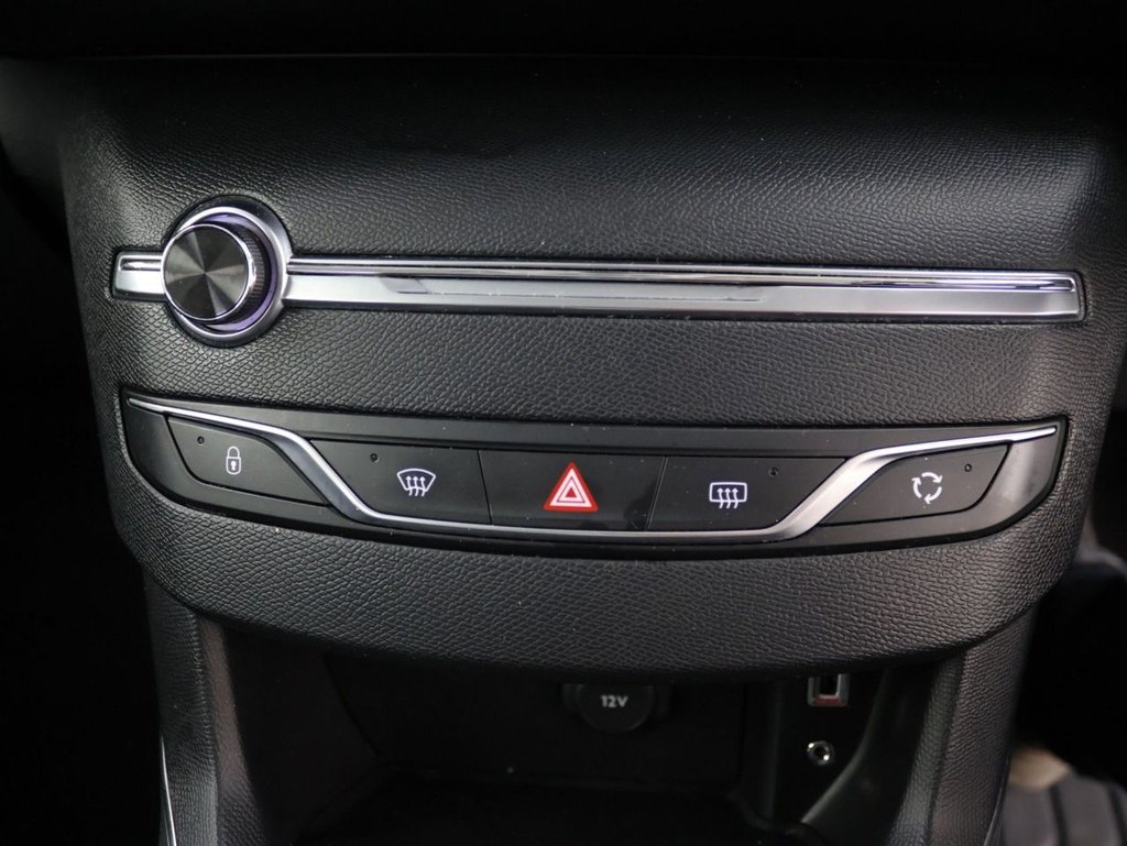 Used Peugeot 308 2016 for sale - 76581957: Photo 14