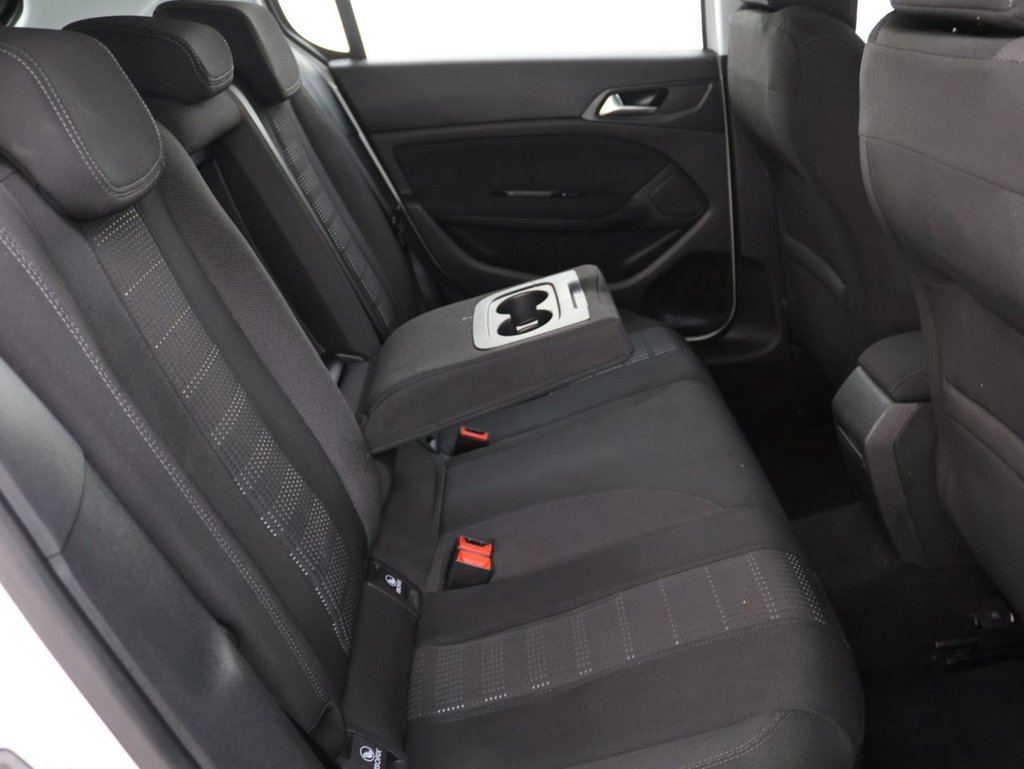 Used Peugeot 308 2016 for sale - 76581957: Photo 18